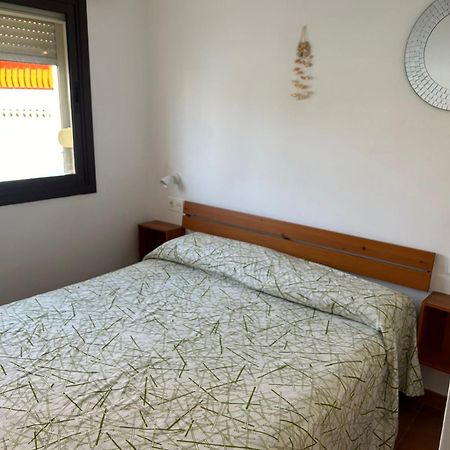 Prime Beachfront Location, Free Parking, Steps To The Sand Лос Кристианос Экстерьер фото